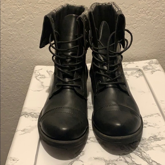 Combat boots - Picture 2 of 2